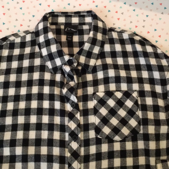 NWTGirls art class checkered shirt - Picture 2 of 4